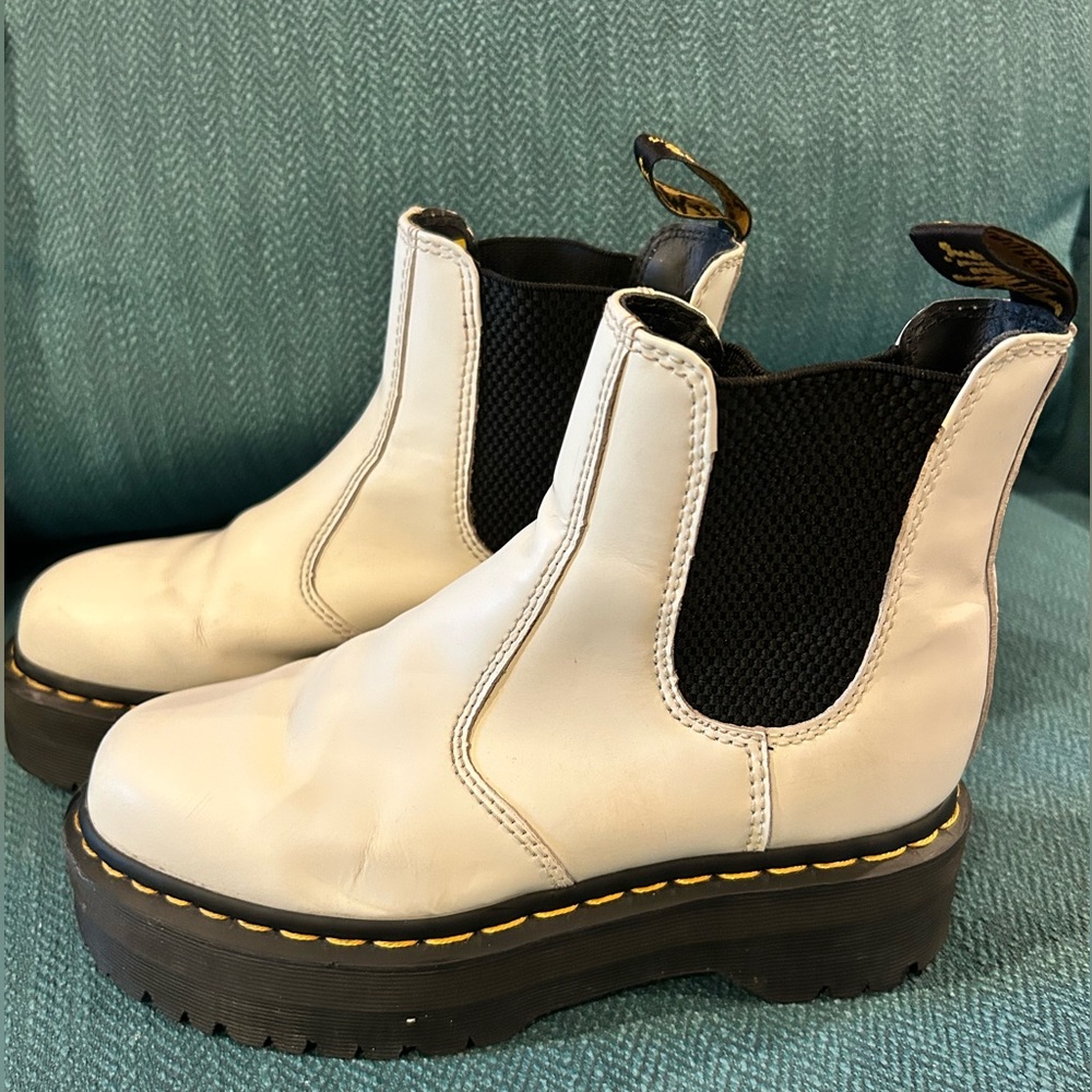 Dr Doc Martens 2976 Quad Platform Leather Boot Women's‎ 5 M White Y2K Chunky